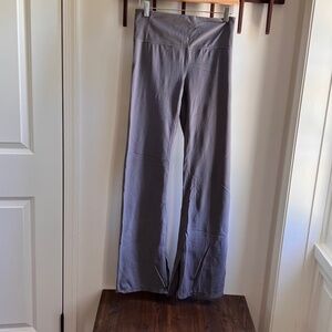 Athleta Gray Yoga Pant w Slit - M Tall